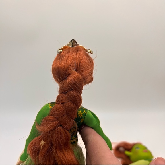 2007 MGA Shrek - Transforming Kung-Fu Fiona Doll Figure Toy - Ogress to Princess - Picture 7 of 11